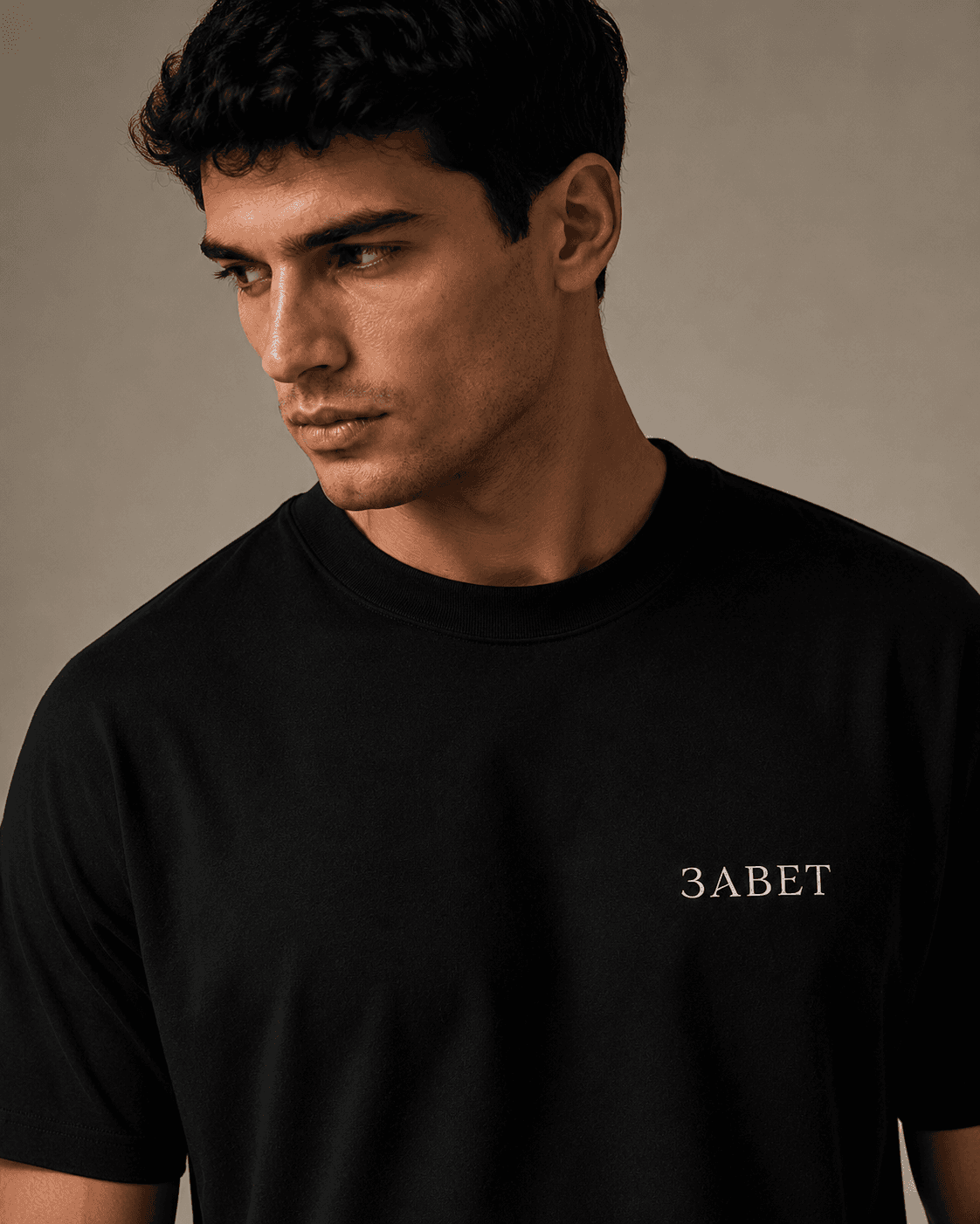 Regular fit tee - Crna
